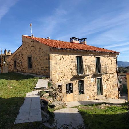 Casa Rural Fuente La Bolera Gilbuena 外观 照片